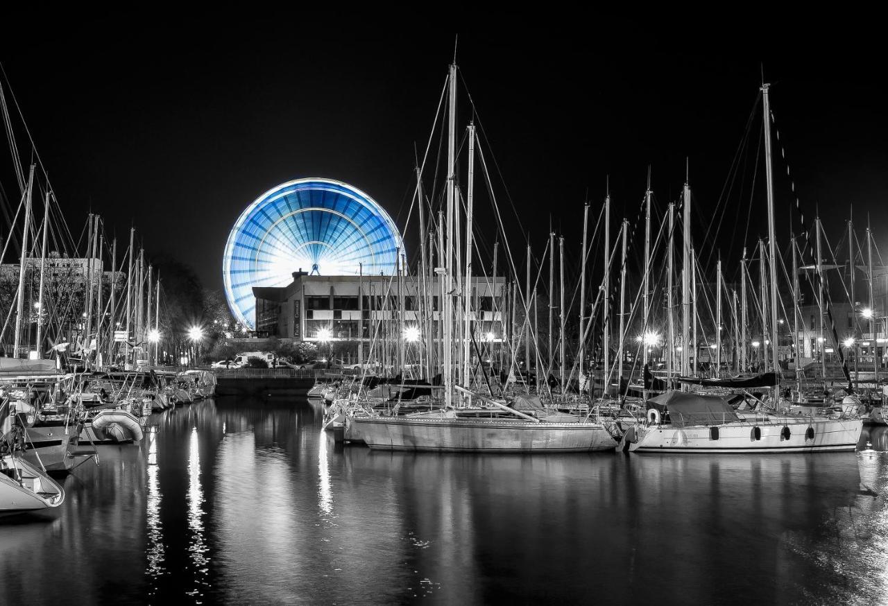 Lorient - L'Escapade - Lit Queen Size - Proche Centre et Gare - Internet Haut Débit Fibre Exterior foto